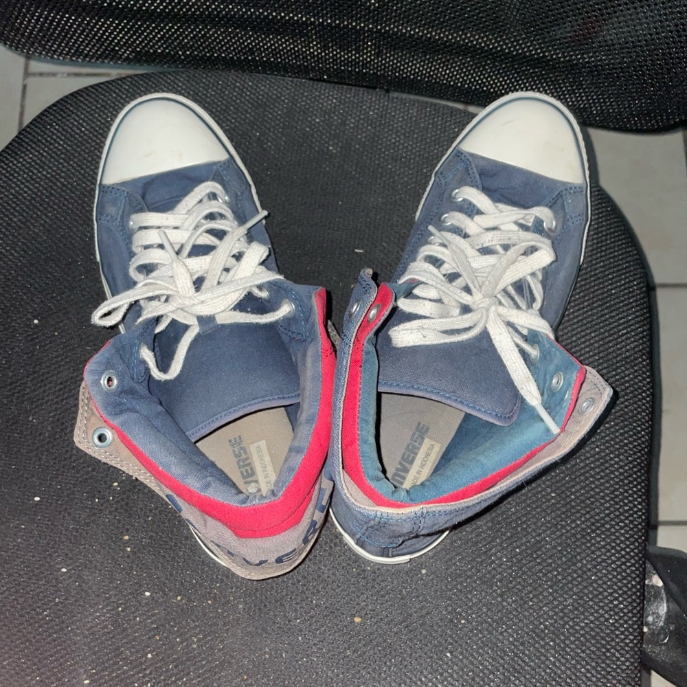 Converse shoes - Picture 4 of 4